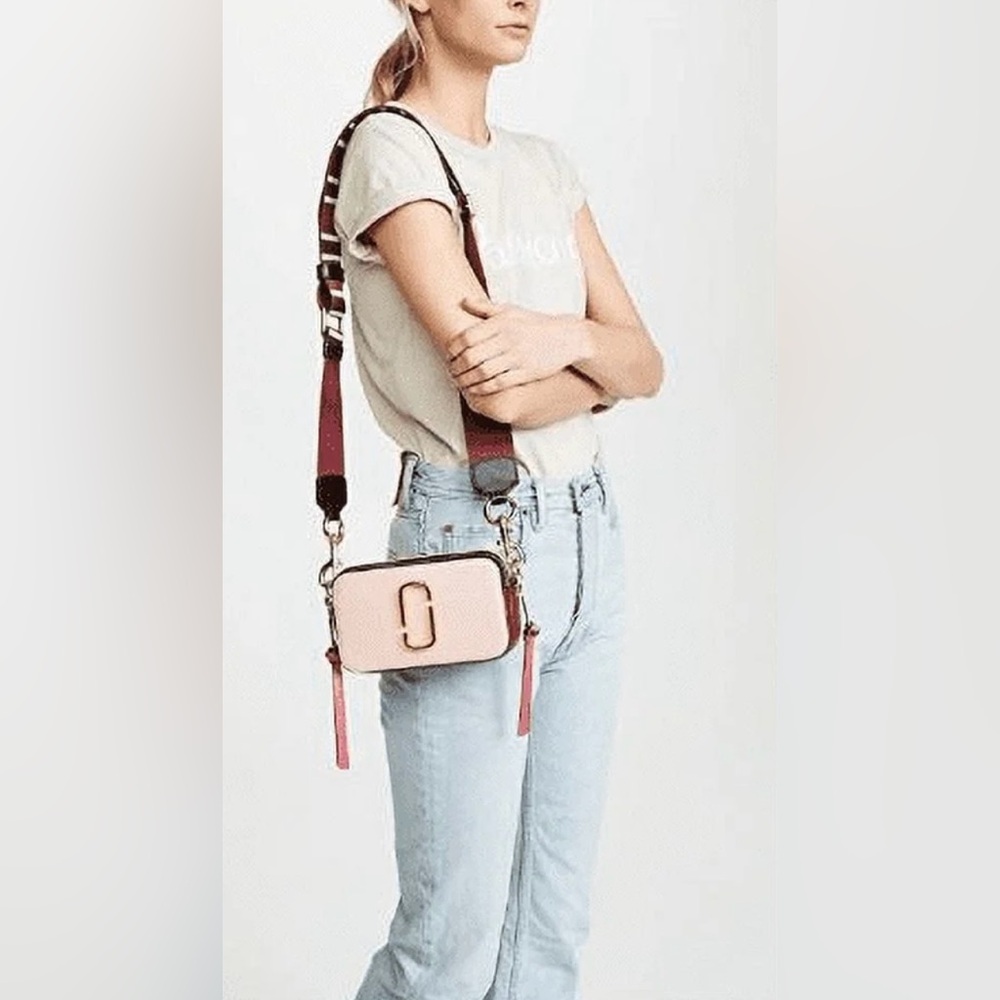**SOLD**Marc Jacobs SnapShot Crossbody Bag NWT!! - Picture 1 of 16